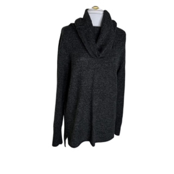 DKNY Jeans Long Tunic Cowl Neck Charcoal Gray Slight Hi/Lo Hem Sweater Size L - Picture 2 of 7